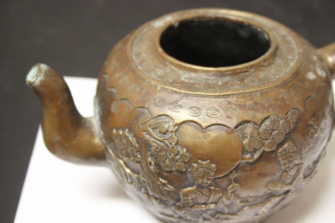 A Bronze Teapot - 4