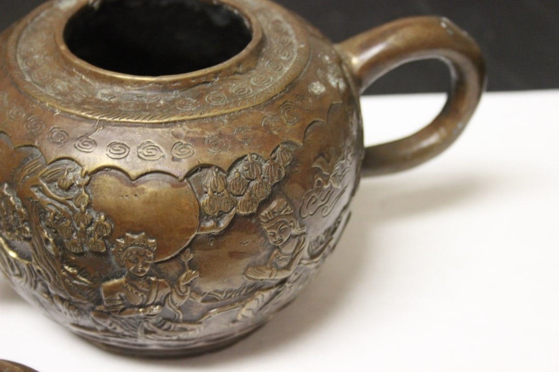 A Bronze Teapot - 5