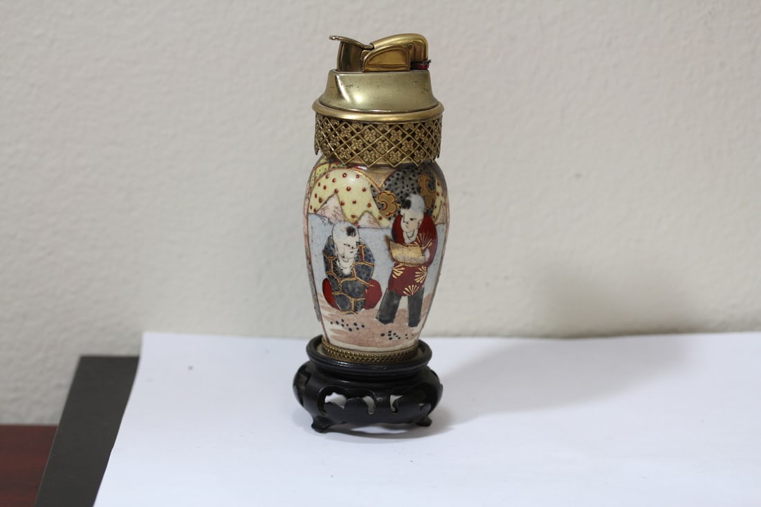 A Vintage Satsuma Lighter (1 of 7)