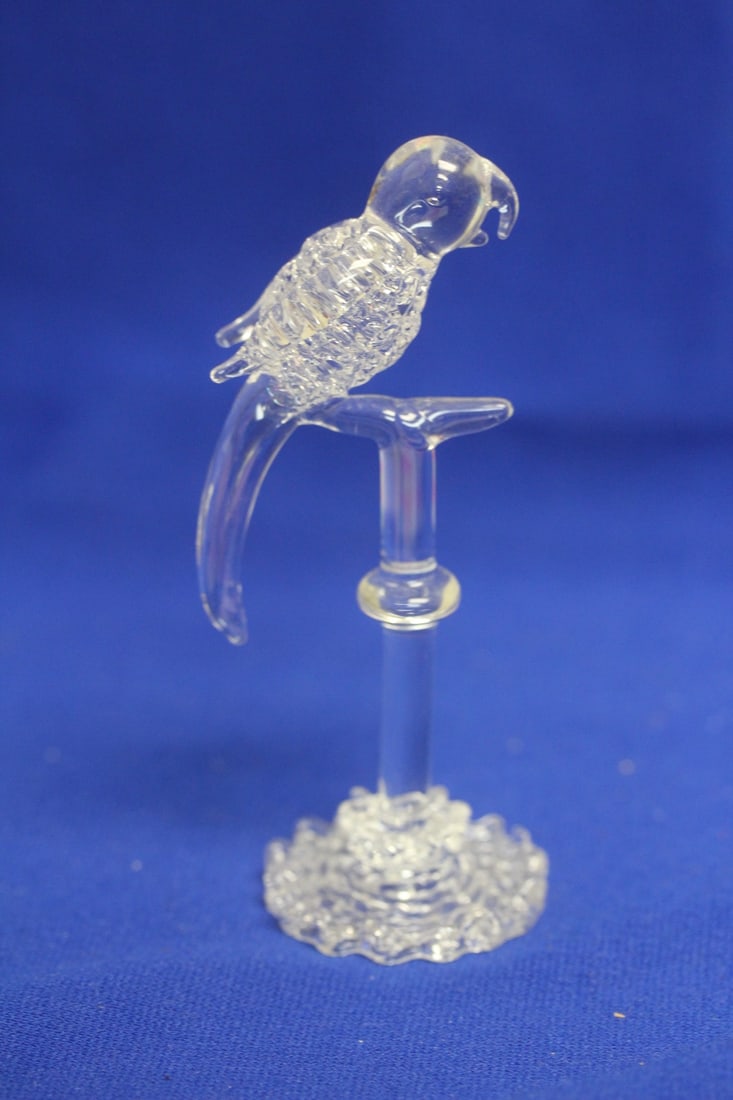 A Glass or Crystal Parrott on Stand: 5 1/8" tall