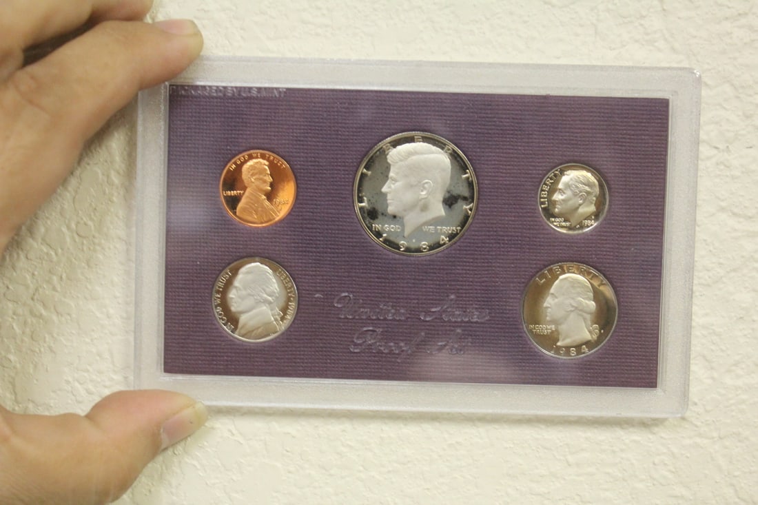1984 US Proof Mint Coin Set (1 of 3)