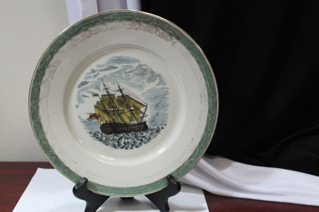 A Vintage Hutschenreuther Plate: clipper ship - 9 3/4" in diameter - rare design - please note: part of the gold worn
