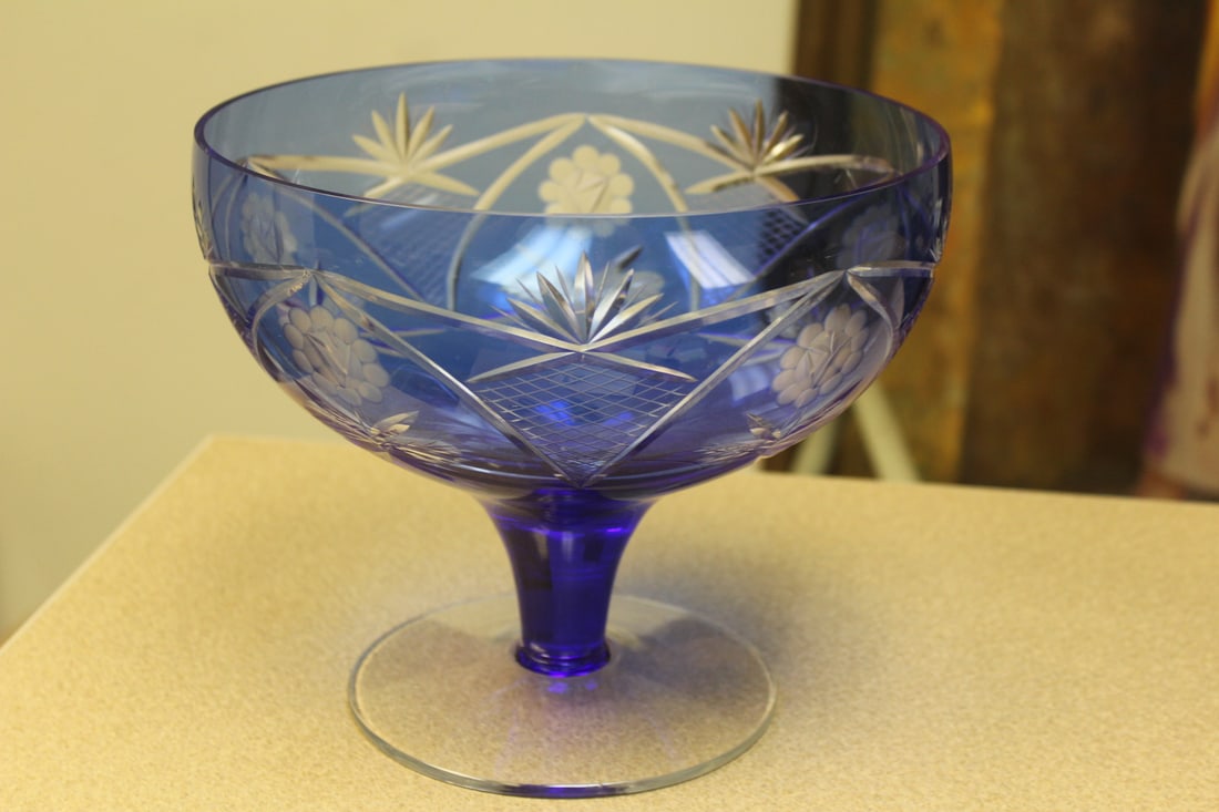 Cut Glass Bowl: beautifully done - 9" in diameter x 8 inches tall