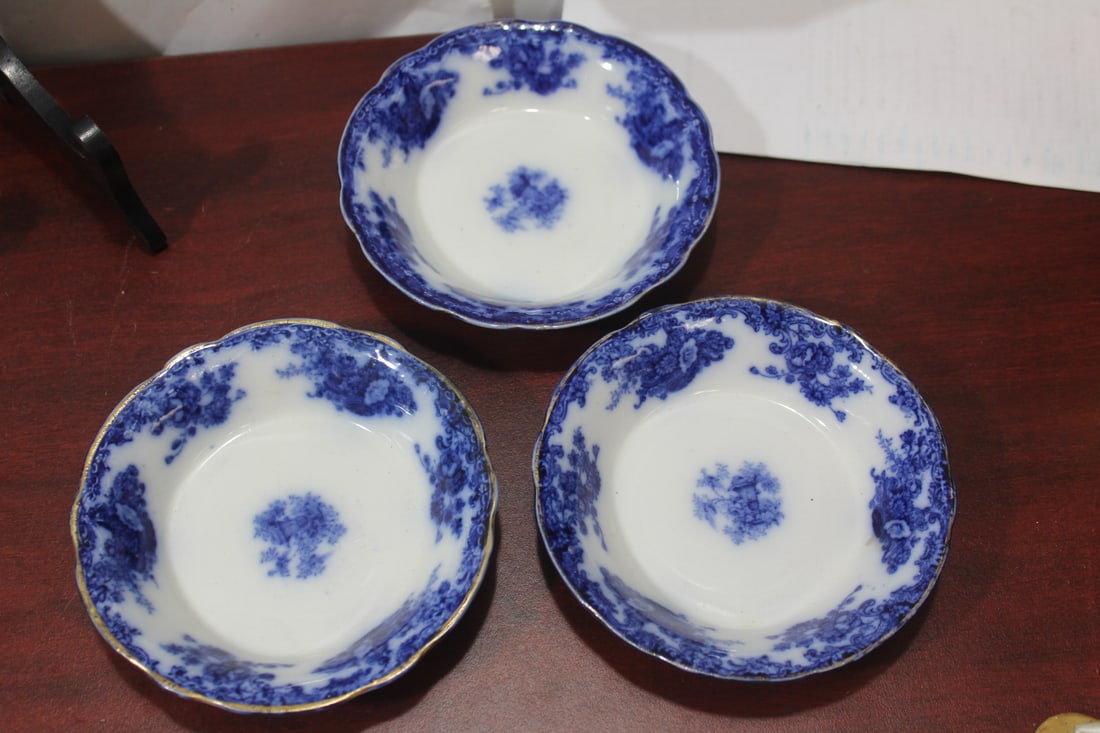 Lot of 3 Antique Burslem Flow Blue Small Bowls: 5 1/4" in diameter
