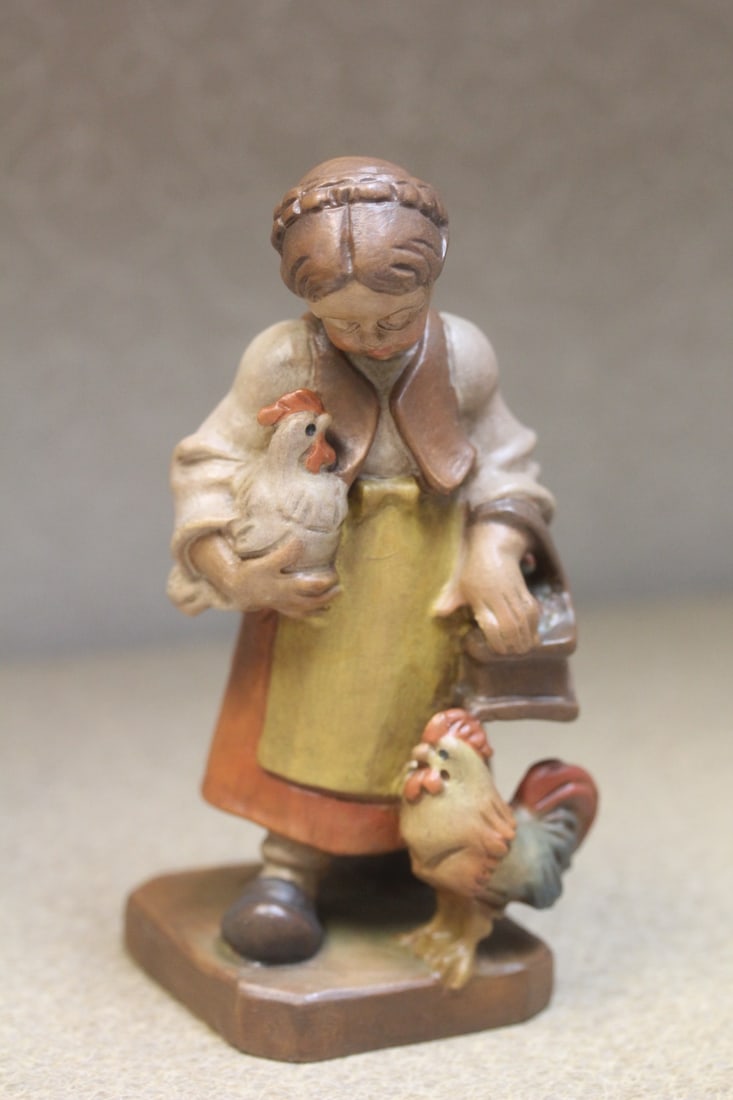 Stamped W.U.M Heinzeller Figurine: well carved - 5 3/4" tall