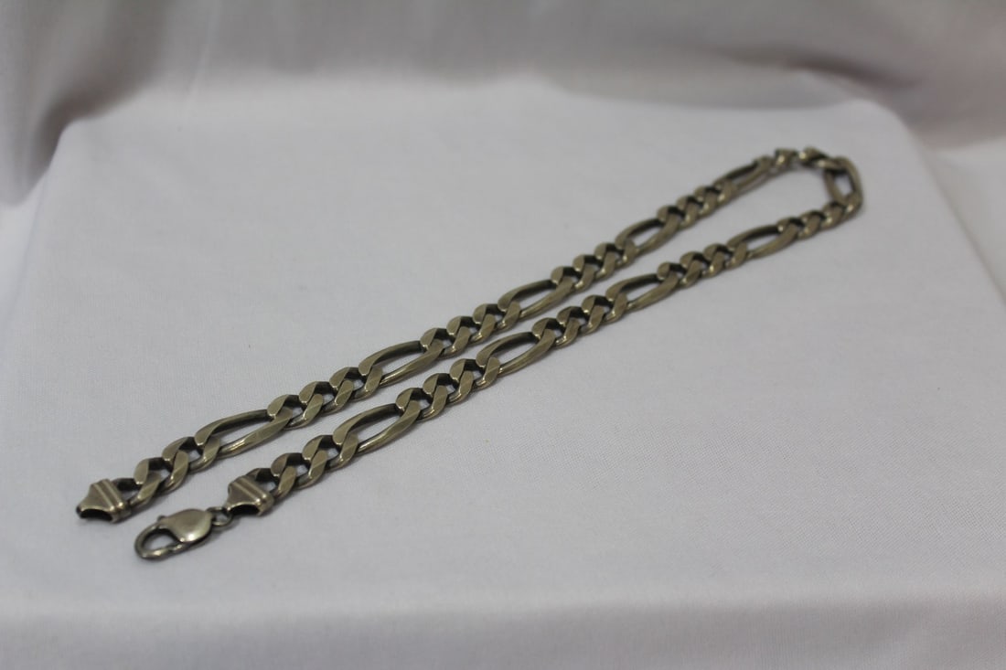 A Figaro Pattern Sterling Necklace: a heavy choker for man? - 20 1/2" long unclasped