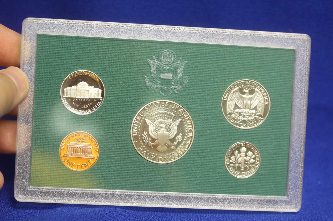 A 1994 US Mint Proof Set - 2