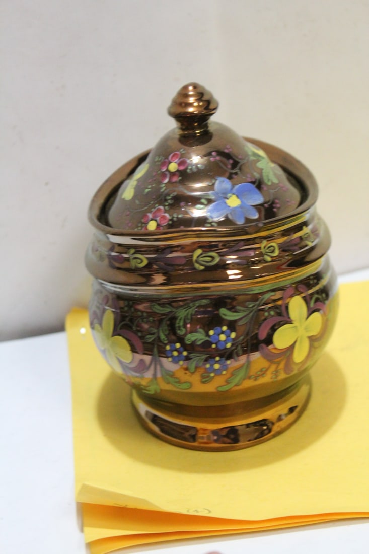 A Ceramic Lusterware Sugar Bowl - 2