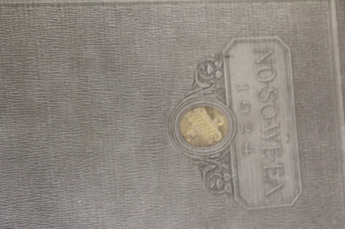 1924 St Petersburg High School Year Book: as shown