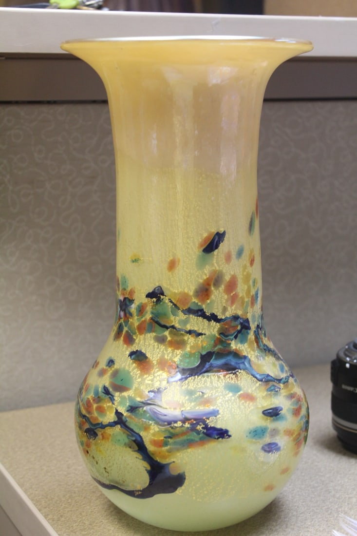 Robert Held Iridescent Art Glass Vase: label and signed - 12 inches tall