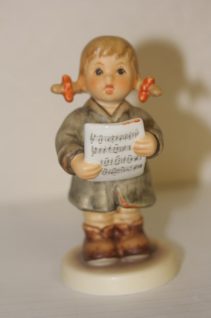 Hummel Figurine (1 of 7)