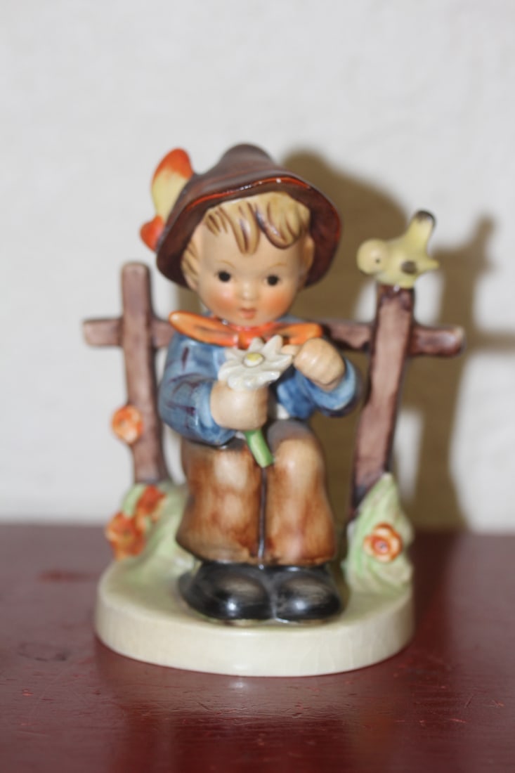 Hummel Figurine (1 of 8)