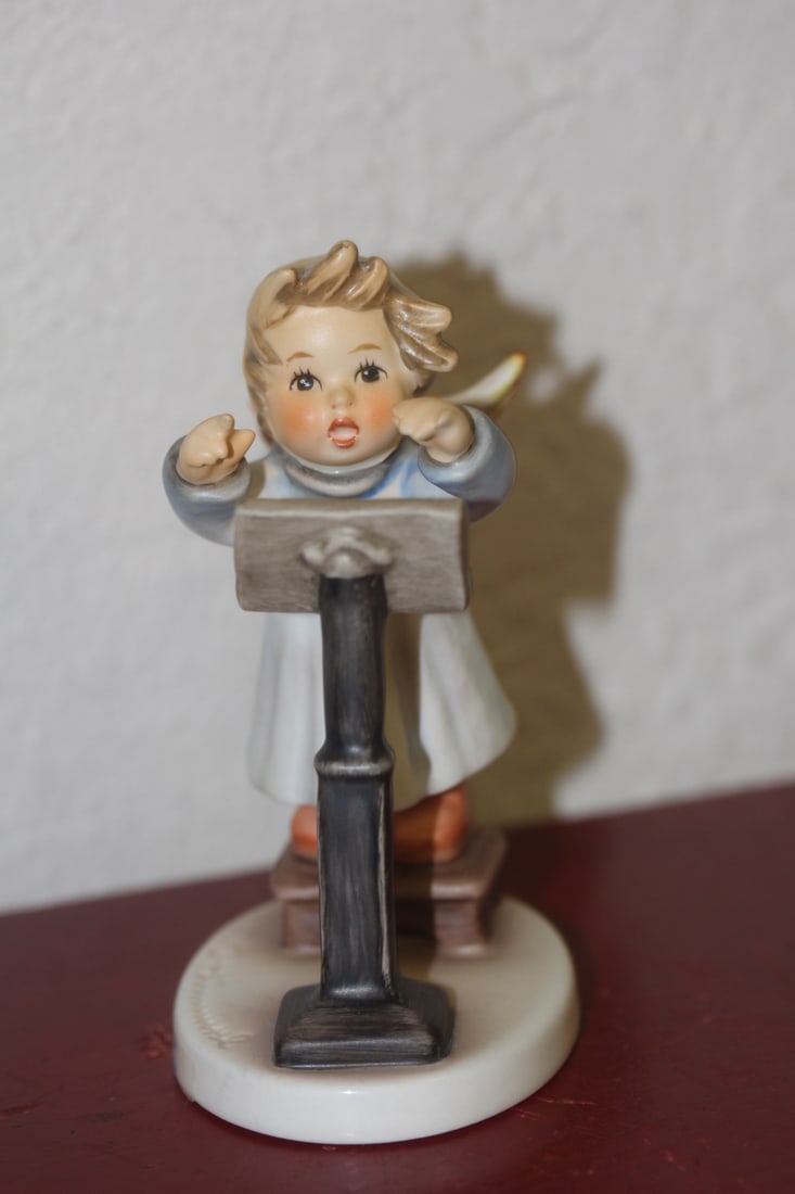 Hummel Figurine (1 of 6)