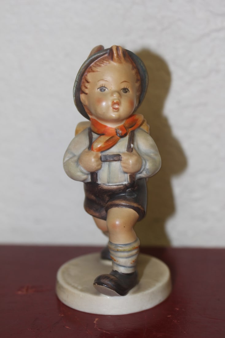 Hummel Figurine (1 of 6)