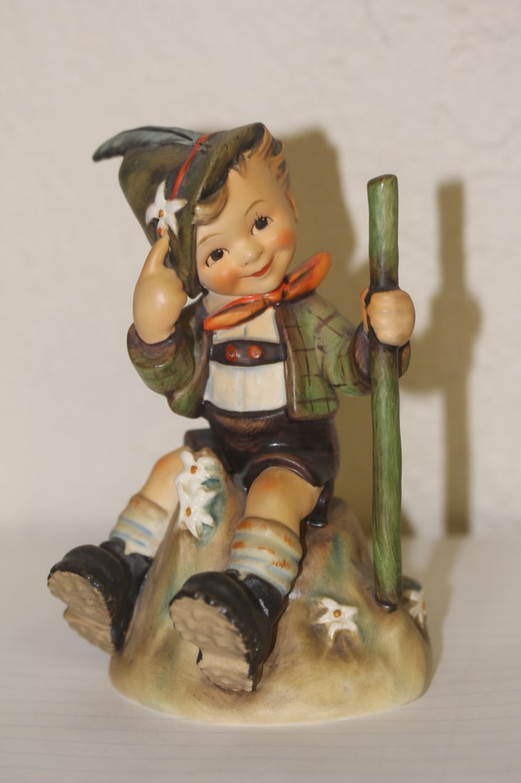 Hummel Figurine (1 of 6)