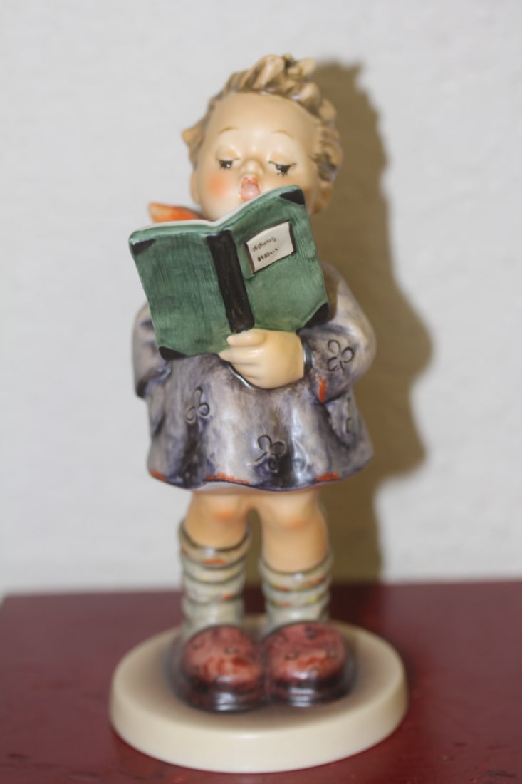 Hummel Figurine (1 of 6)