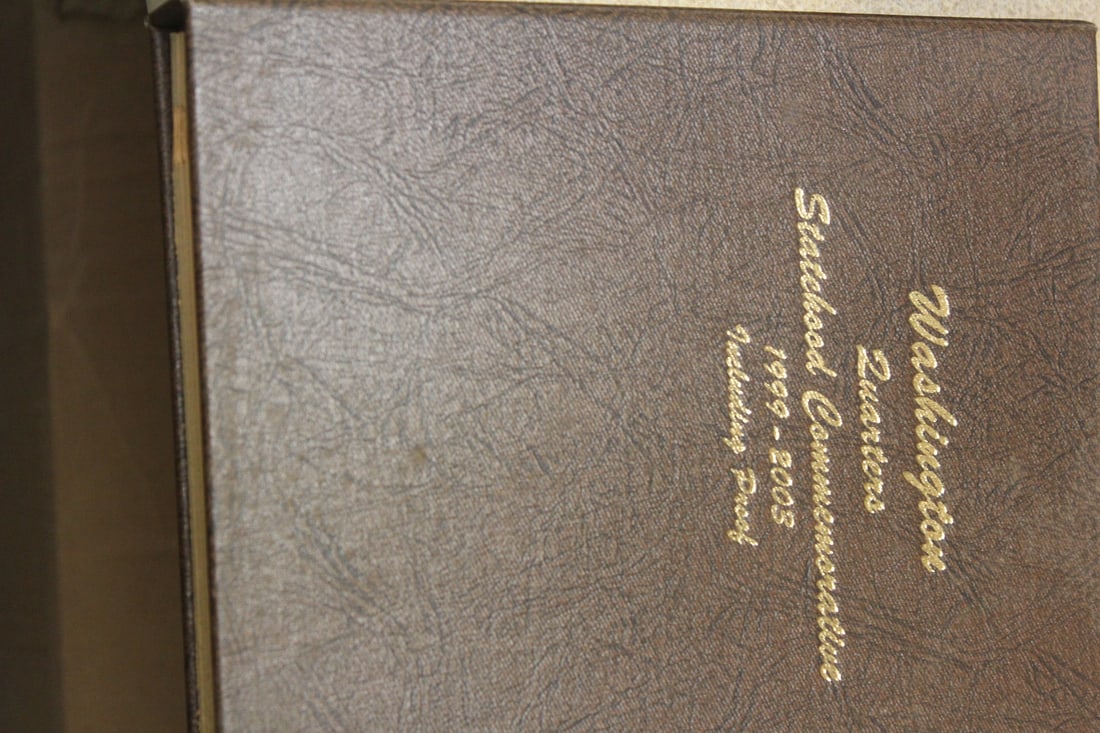 Partial Set Washington Quarters: including some silver proof quarters - total 31 quarters - with 5 of them are silver proof