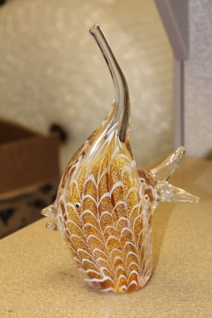 Art Glass Angel Fish: Murano or Murano style - nicely done - 9 3/4" tall