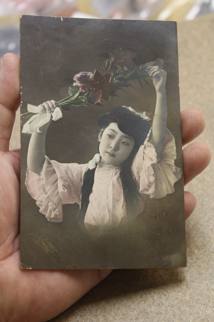 Antique Japanese Colour Postcard (1 of 2)