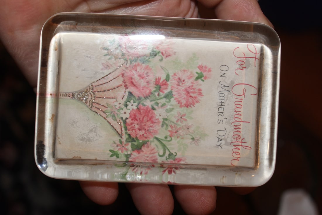 Mother's Day Paperweight: 4" x 3" - grandmother