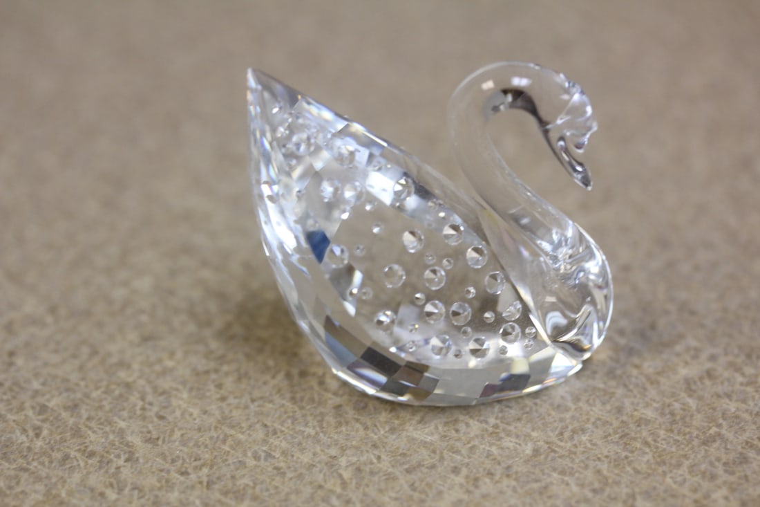Swarovski Crystal Swan (1 of 4)