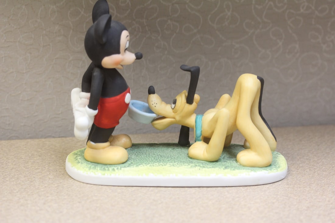 Disney Mickey mouse and dog figure (1 of 6)
