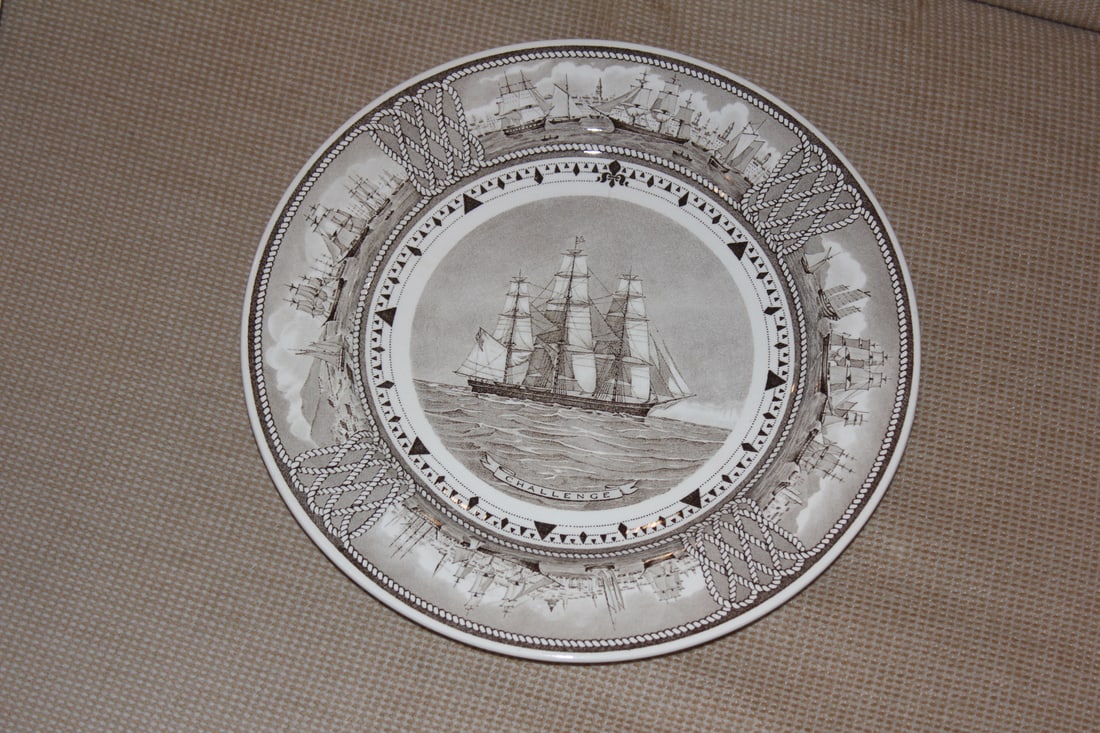 Wedgwood Clipper Chip Plate: 9 3/8" in diameter