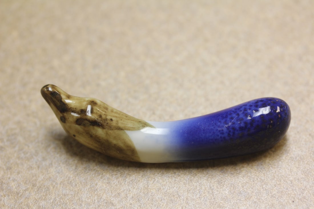 Japanese Porcelain Chop Stick Rest: as shown