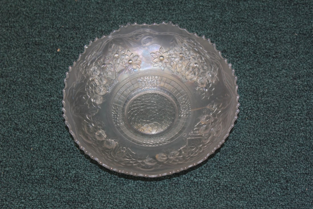 Clear Carnival Iridescent Glass Bowl: 8 1/2" in diameter