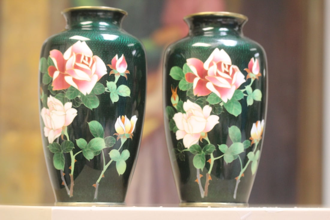 Pair of Vintage/Antique Japanese Cloisonne Vase: 7 1/4" tall each