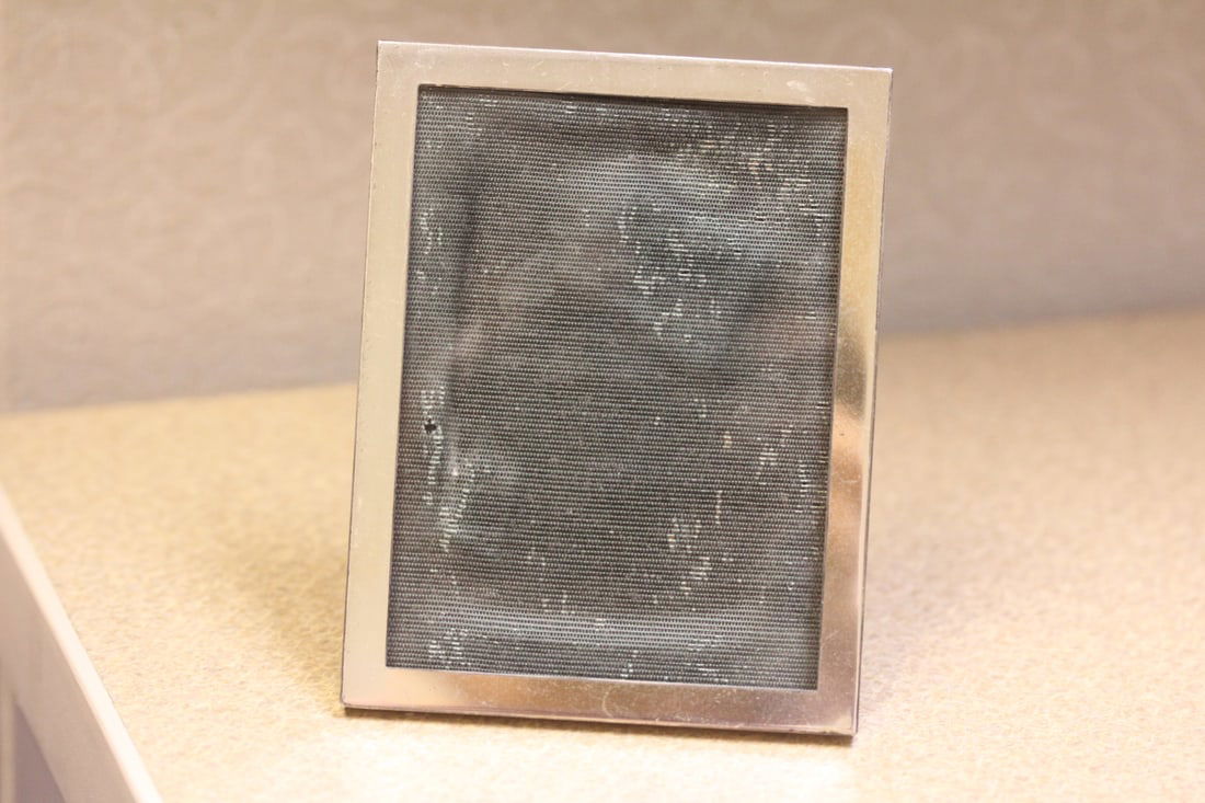 Raimond Sterling Picture Frame (1 of 4)