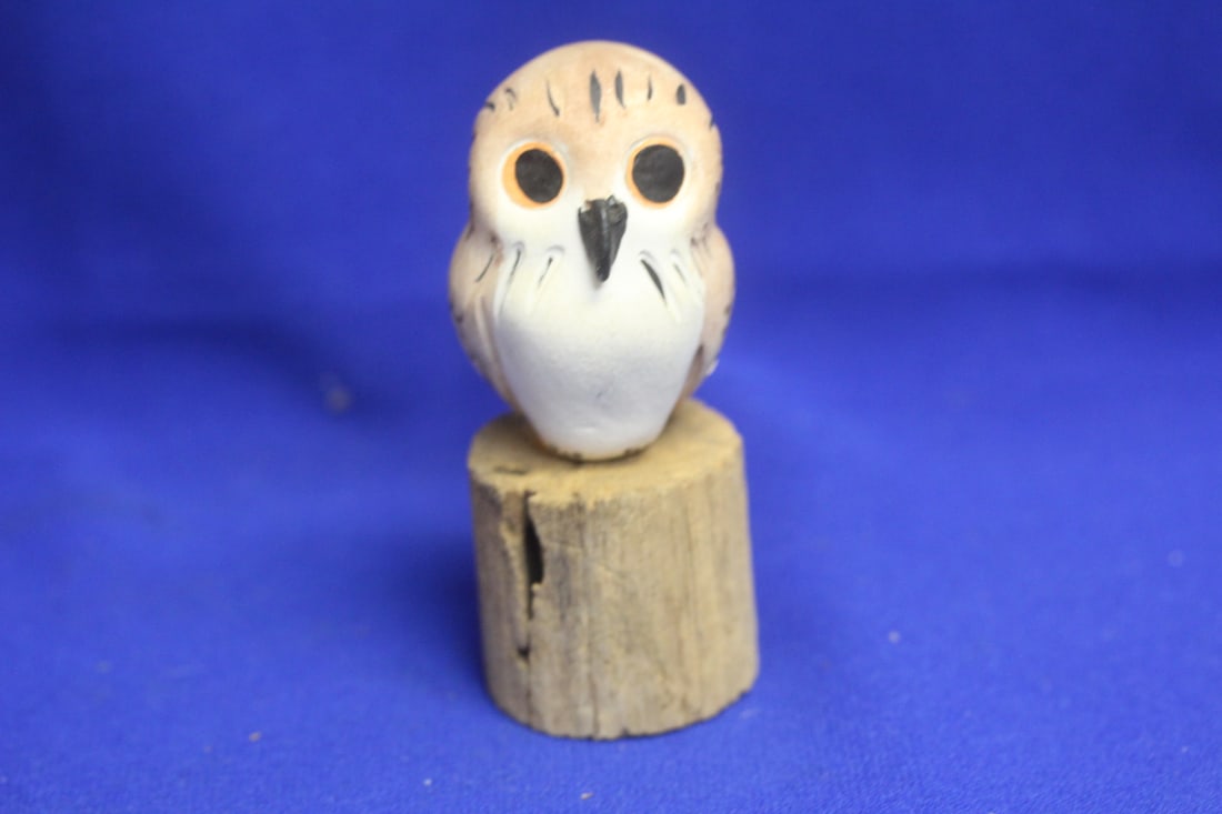 Carved Owl: 4 1/2" tall