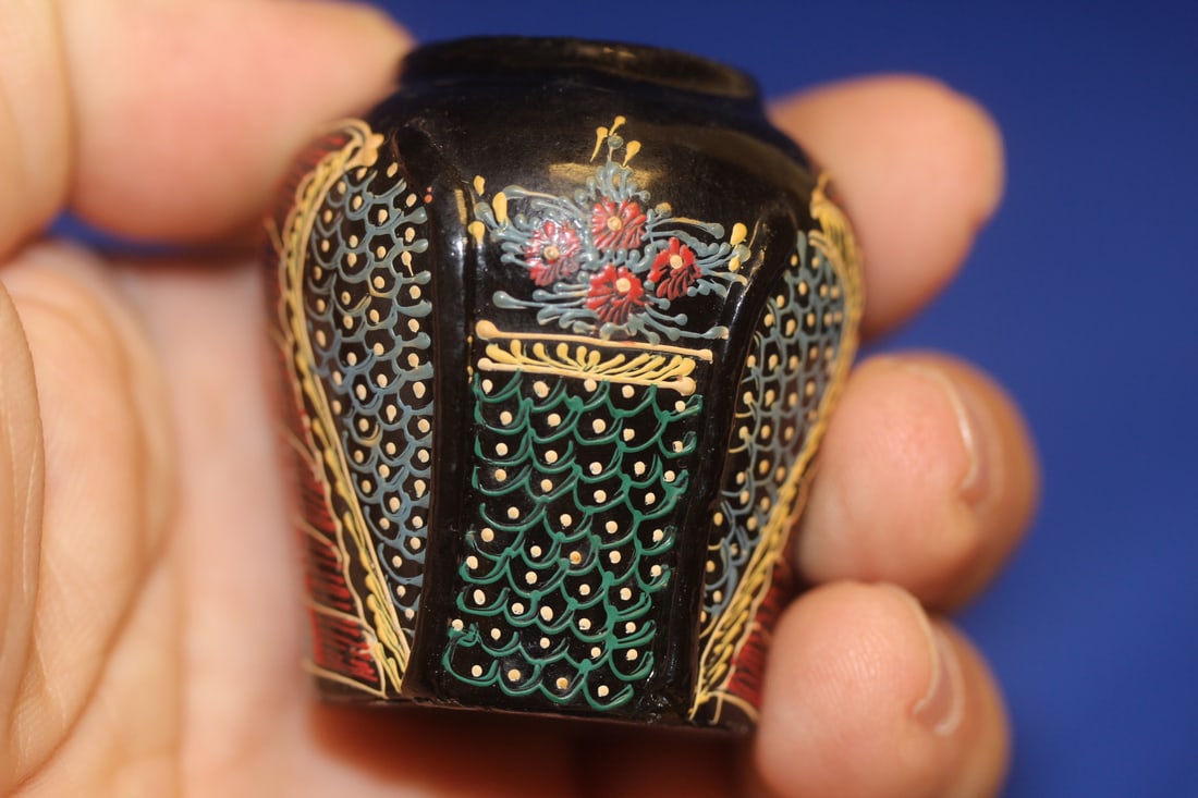 Lacquer Owl Container - 9