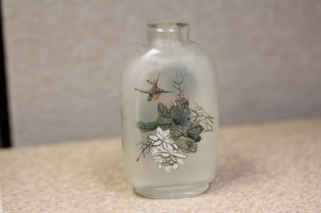 Vintage Chinese Snuff Bottle: reverse painting on glass - 2 1/2" tall - marked "China"