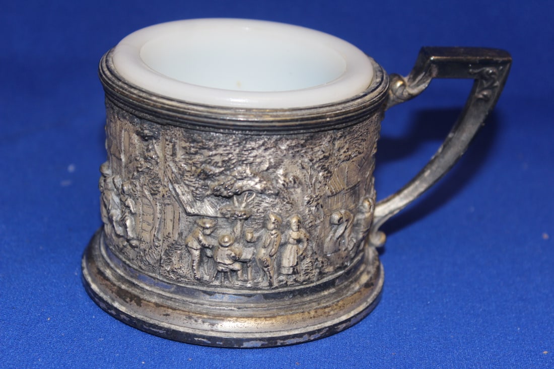 Vintage/Antique Jenning Brothers Mug: silverplated - ornate - 3 1/8" tall