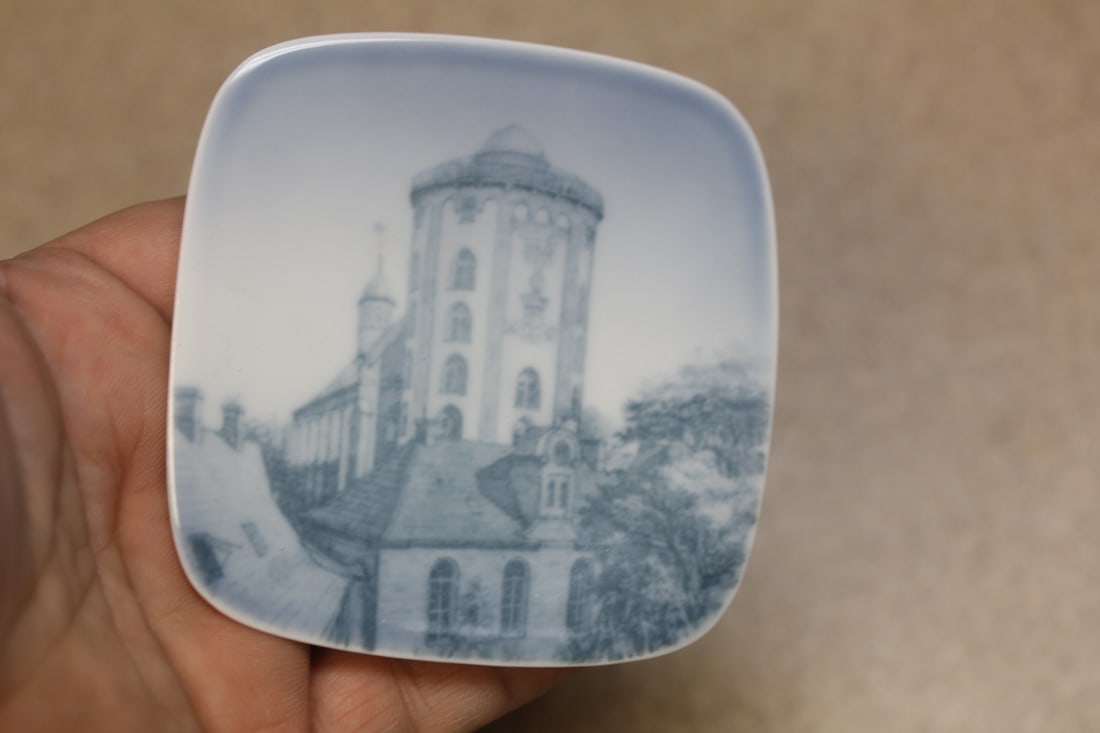 Small B&G Denmark Plate: 3 1/8" square