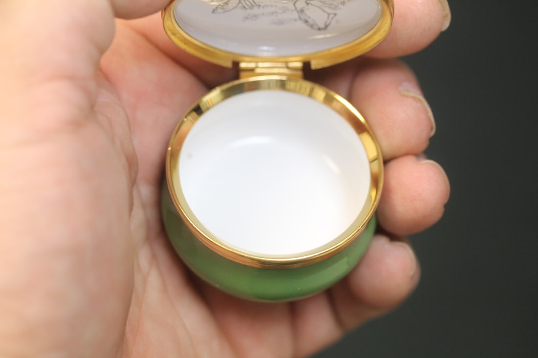 Crummles Enamel Box - 5
