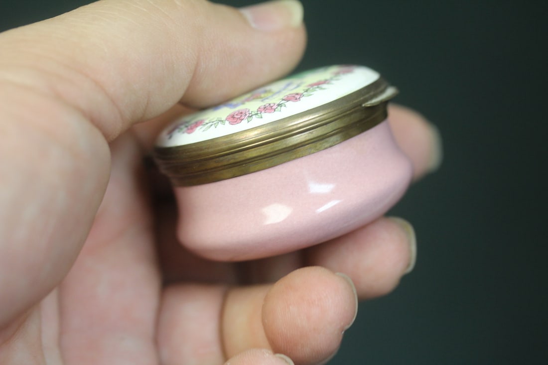 Crummles Enamel Box - 3