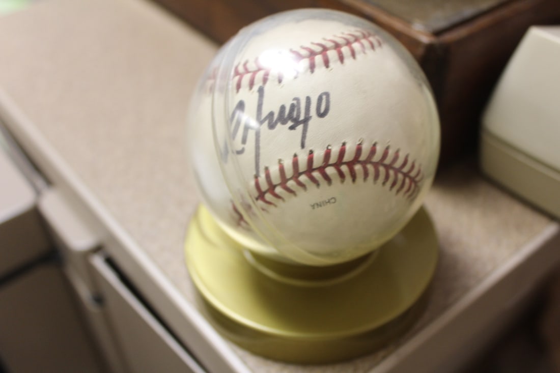 Signed Baseball: player unknown