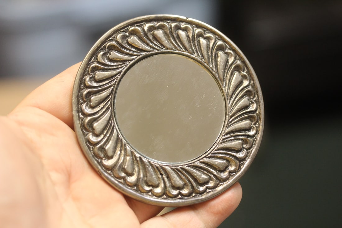 Ornate Personal mirror: 3 1/8" in diameter