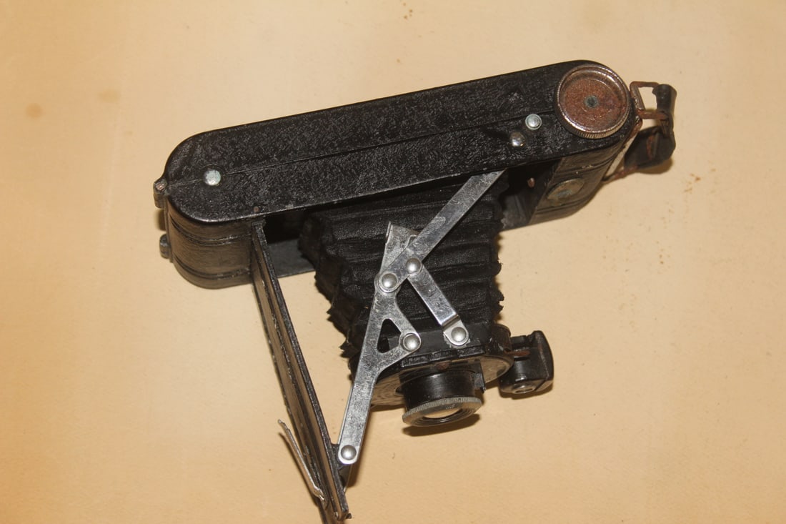 Falcon Model 4 Bellow Camera - 8