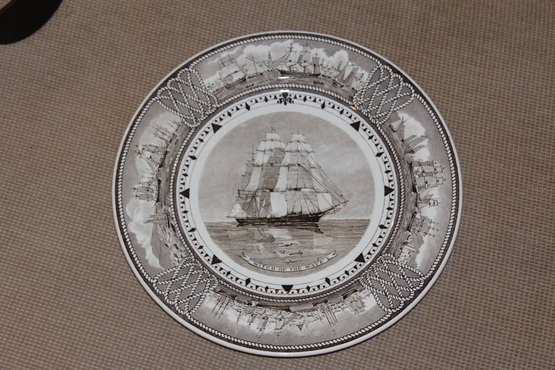 Wedgwood Clipper Chip Plate: 9 3/8" in diameter