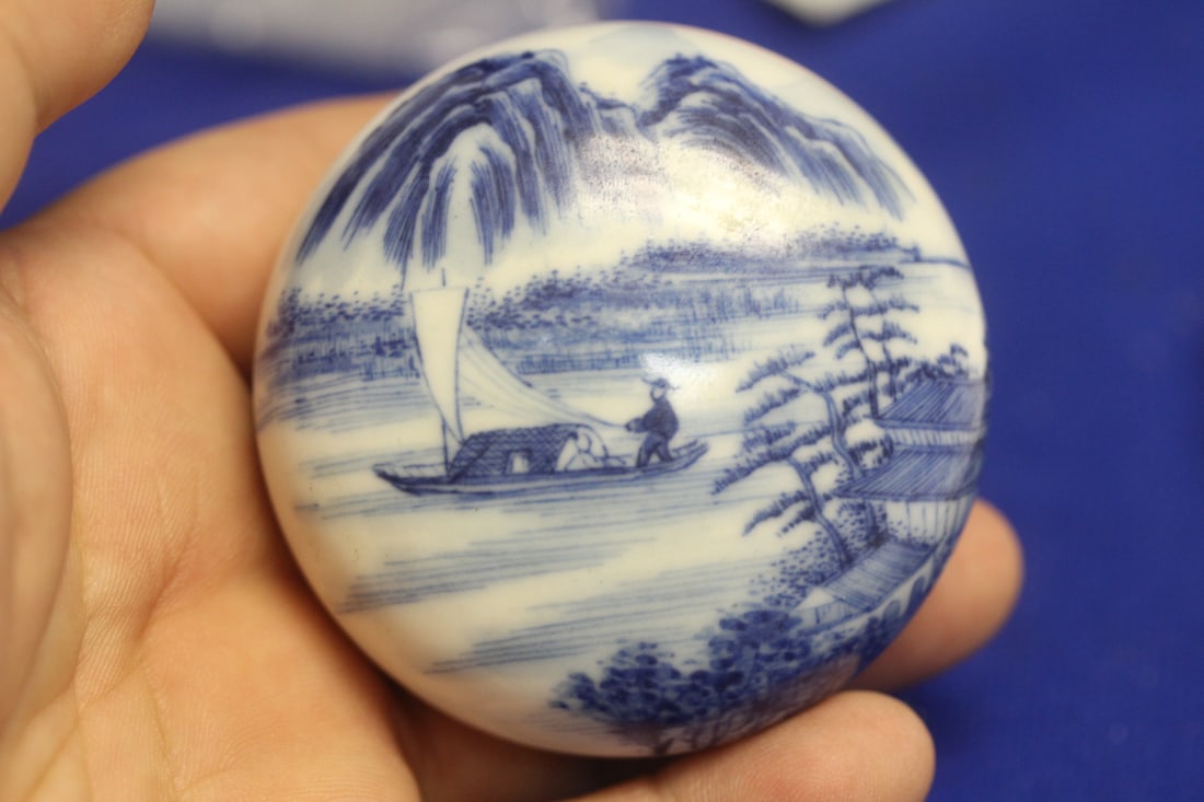 Chinese Blue and White Paste Box: signed - 2 3/8" in diameter