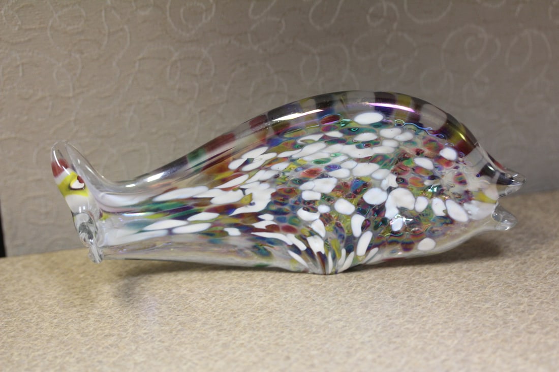 Signed glass fish: 6 1/2" across