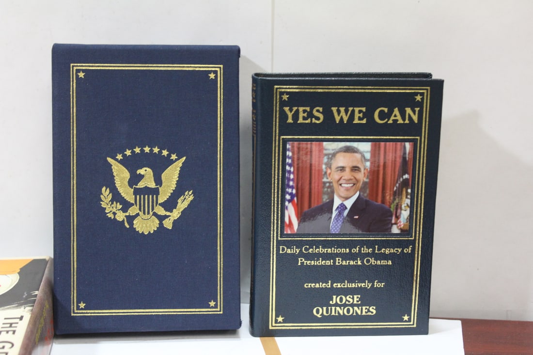 Obama Book with Slipcase: Yes We Can