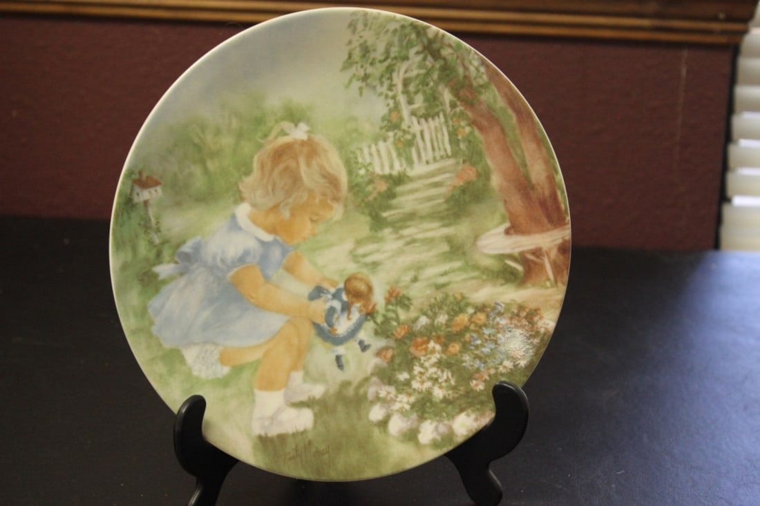 Collector's Plate by Rusty Money: Boxed with COA - 8 1/2 inches in diameter