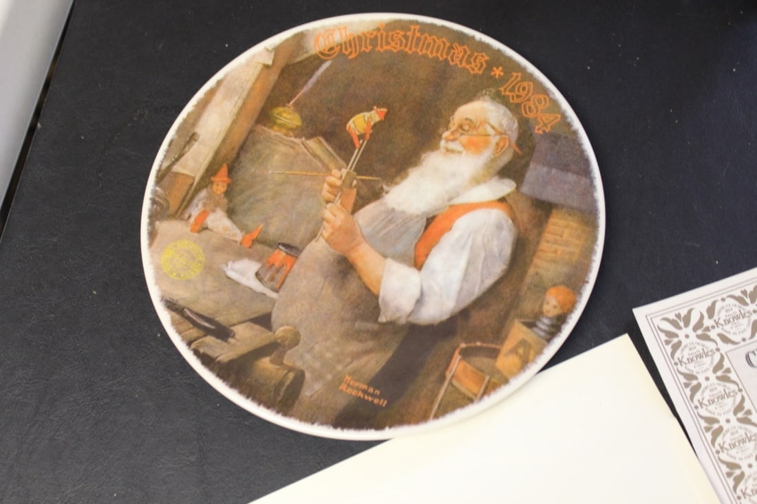 Collector's Plate by Norman Rockwell: Boxed with COA - 8 1/2" in diameter