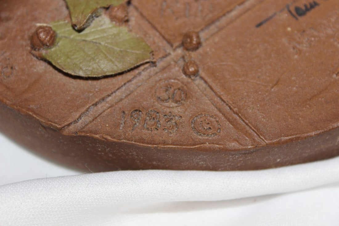 A Signed Tom Clark Newspaper Boy - 3