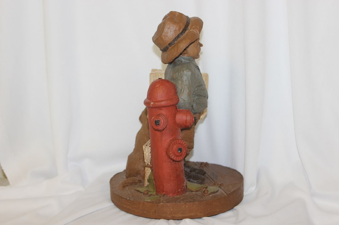 A Signed Tom Clark Newspaper Boy - 7