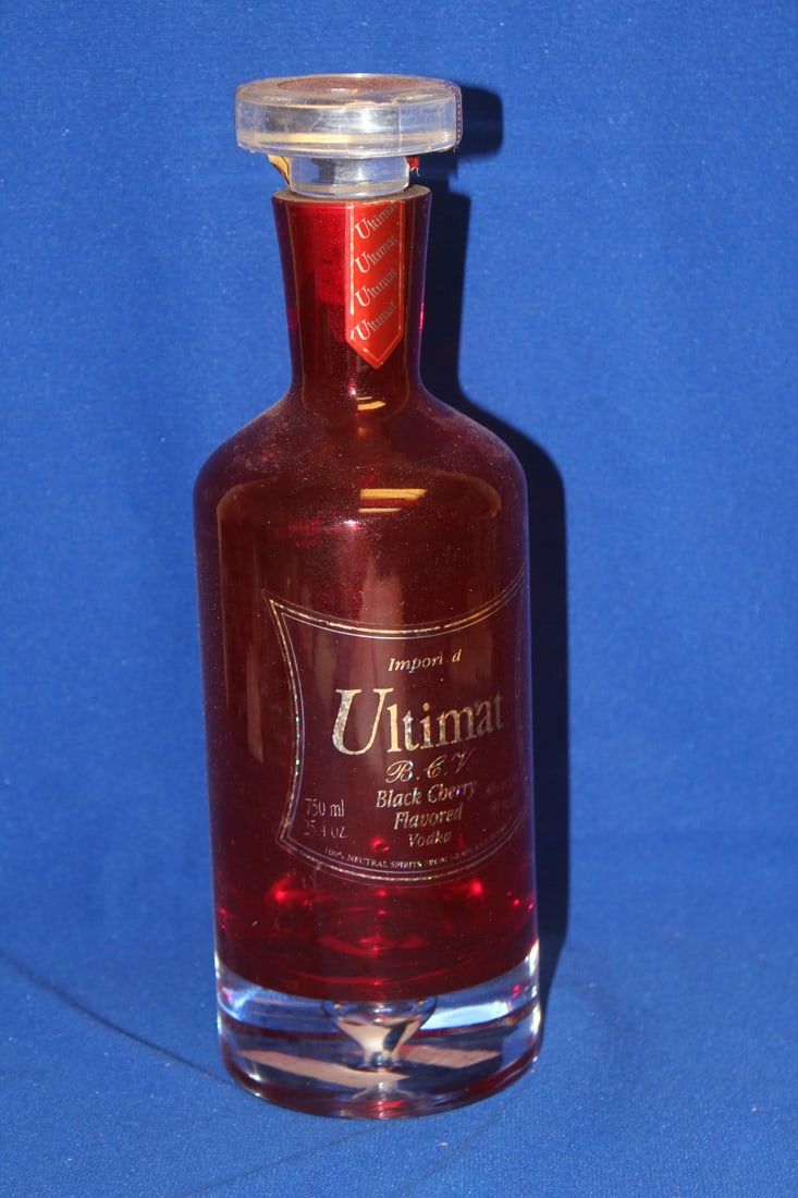 A Ruby Red Artglass Decanter - 4